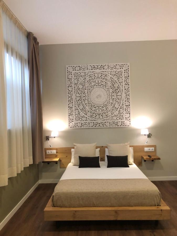 Hotel Radha L'Hospitalet de Llobregat Exteriör bild