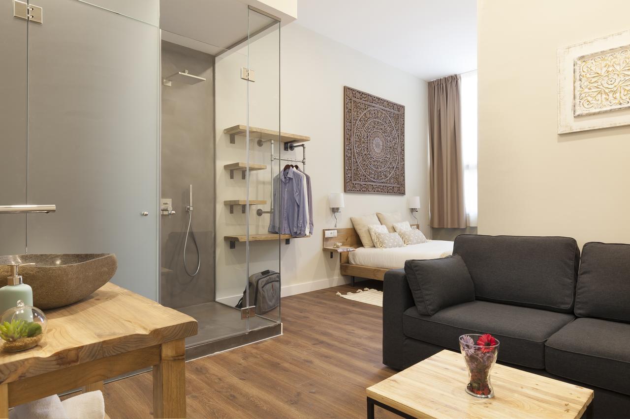 Hotel Radha L'Hospitalet de Llobregat Exteriör bild